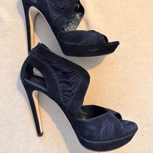 AUTHENTIC FENDI heels